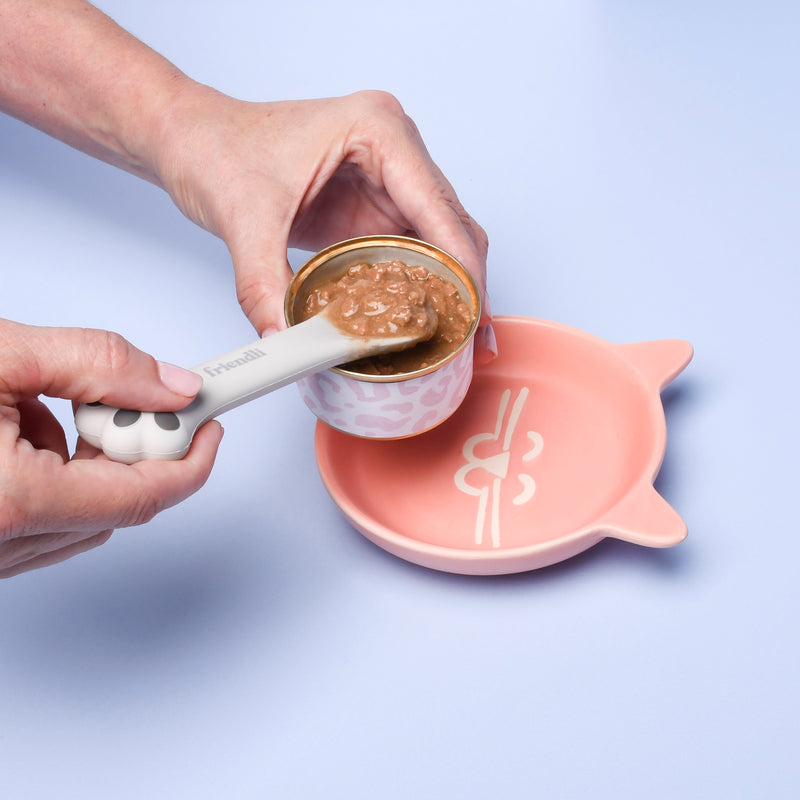 Cat Food Scoop w/ Lid Opener