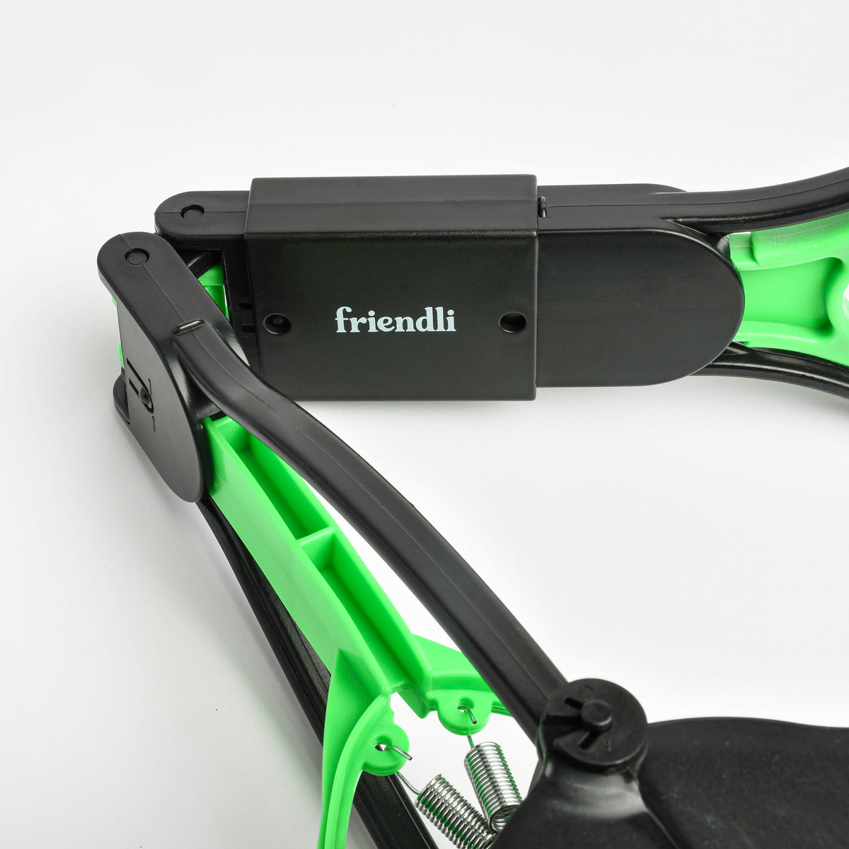 Folding Claw Waste Scooper