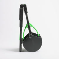 Folding Claw Waste Scooper